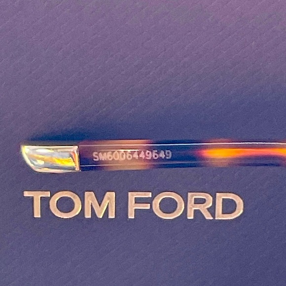 NWT TOM FORD Geometric Sunglasses - Picture 9 of 16